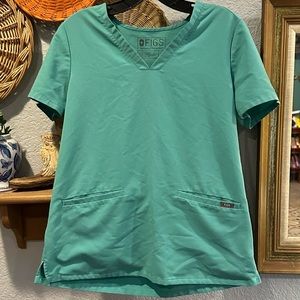 Figs surgical green Casma scrub top